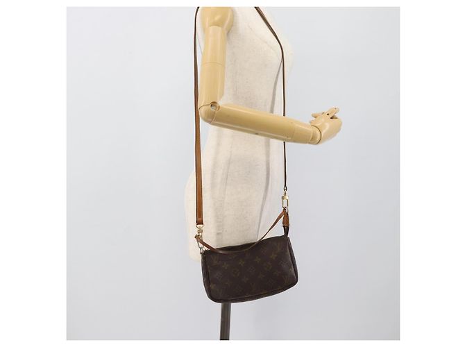 LOUIS VUITTON Monogram Pochette Accessoires Pochette M51980 LV Auth 195168 Monogramma - vista 25