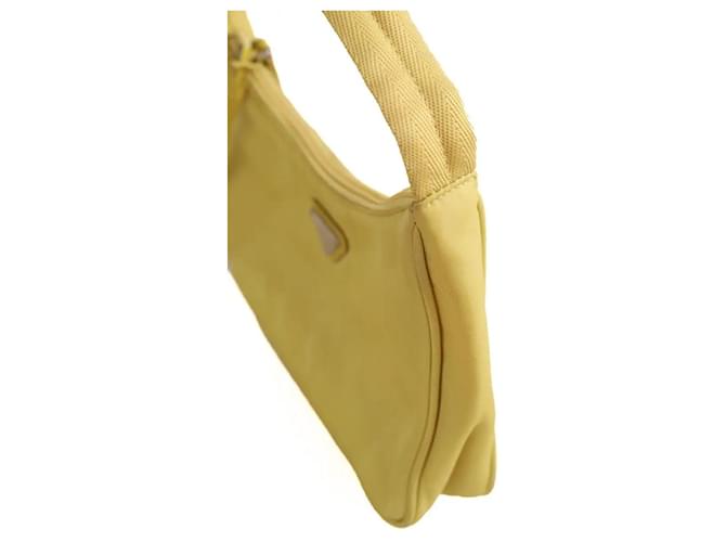 Prada Borsa a tracolla Re-Edition 2005 giallo - vista 3