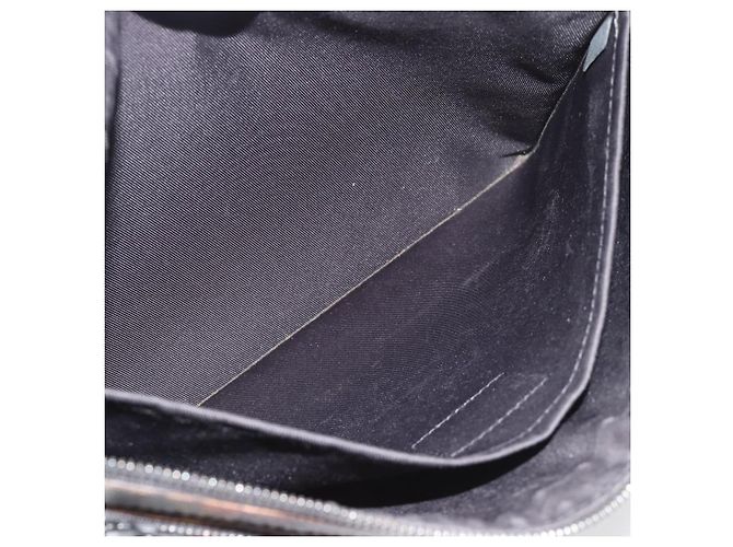 LOUIS VUITTON Pochette Solar Powered Ray A4 Clutch Bag M44484 LV Auth 193761V Monogramma - vista 20