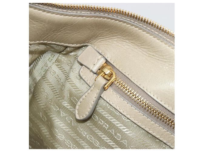 Borsa PRADA in pelle 2way Beige Gold Auth 193894A D'oro - vista 24