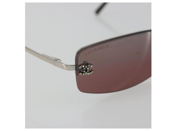 Gafas de sol CHANEL Rimless Metal Red Silver CC Auth BA14258M Plata Roja - vista 8