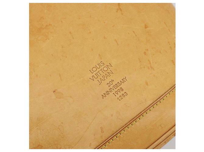 LOUIS VUITTON Nomad Sac Ventiem pour Homme 20ème anniversaire Beige M99070 Auth bs36586 - vue 19