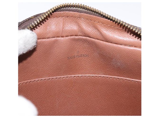 LOUIS VUITTON Monogram Compiegne 23 Clutch M51847 LV Auth 191975 Monogramma - vista 17