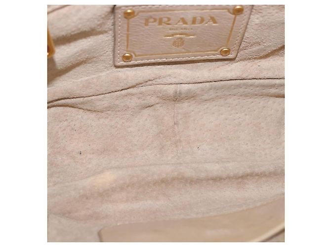 Borsa a Spalla con Catena PRADA in Pelle Beige Oro Auth bs36546 D'oro - vista 11
