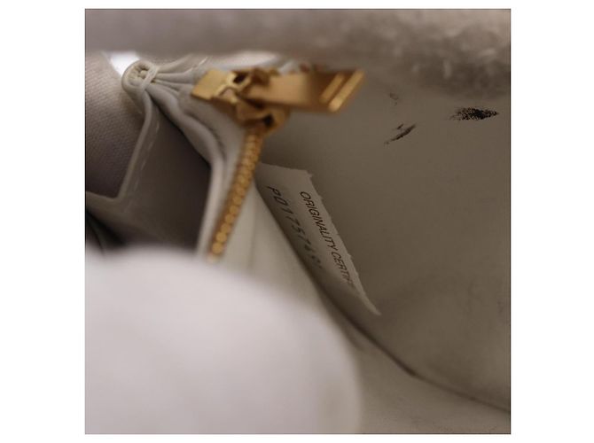 Cartera Larga BOTTEGA VENETA MAXI INTRECCIATO de cuero Blanco Oro Auth bs36408 - vista 12