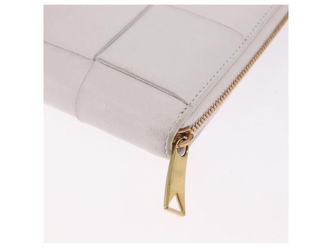 Cartera Larga BOTTEGA VENETA MAXI INTRECCIATO de cuero Blanco Oro Auth bs36408 - vista 16