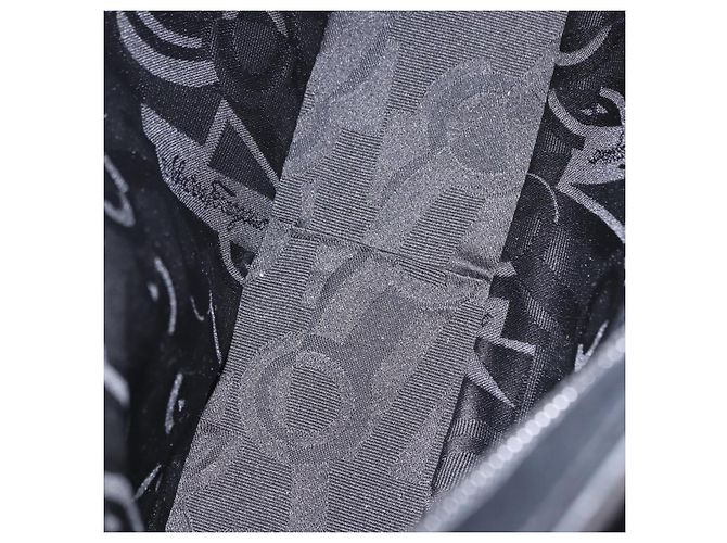 Borsa Salvatore Ferragamo Vala in tela nero e argento autentica gh2305 - vista 16