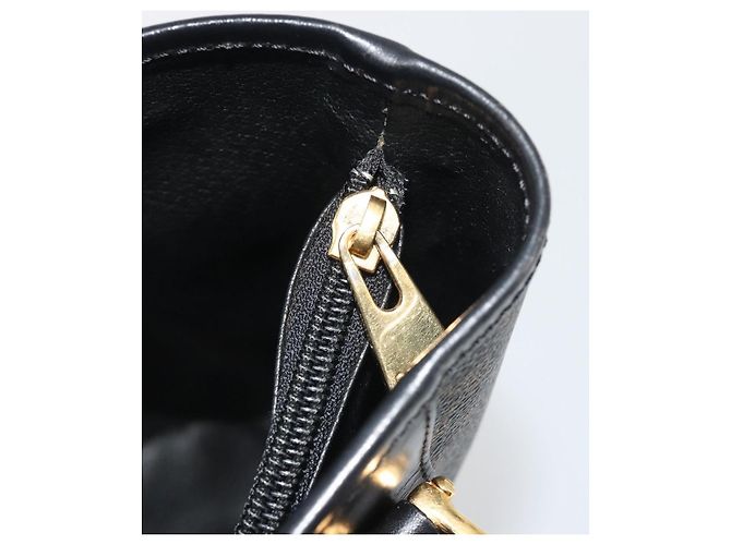 Céline Borsa Tote CELINE Macadam in tela PVC e pelle nera e oro Auth 192542A Nero D'oro - vista 21