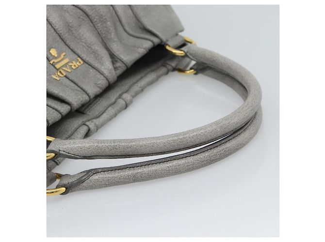 PRADA Handtasche aus Leder Grau Gold Auth 194293V Braun Golden - Ansicht 7