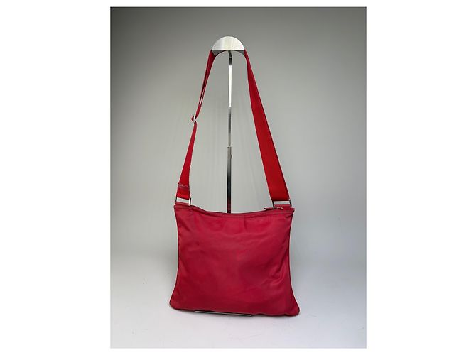 Vintage Prada Nylon Schultertasche Rot Silber - Ansicht 2