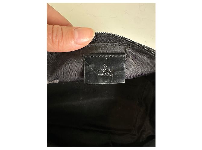 Beauty case vintage Gucci in nylon nero e argento - vista 4