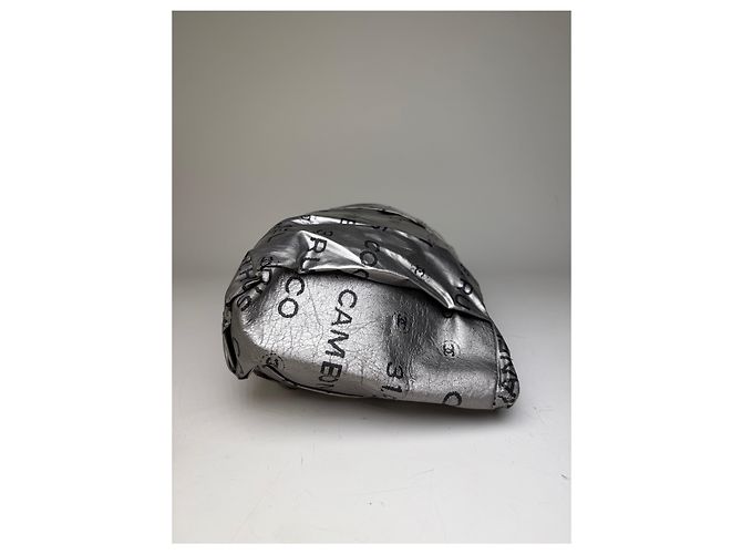 Gabrielle Clutch Vintage Chanel in nylon metallizzato Argento - vista 12