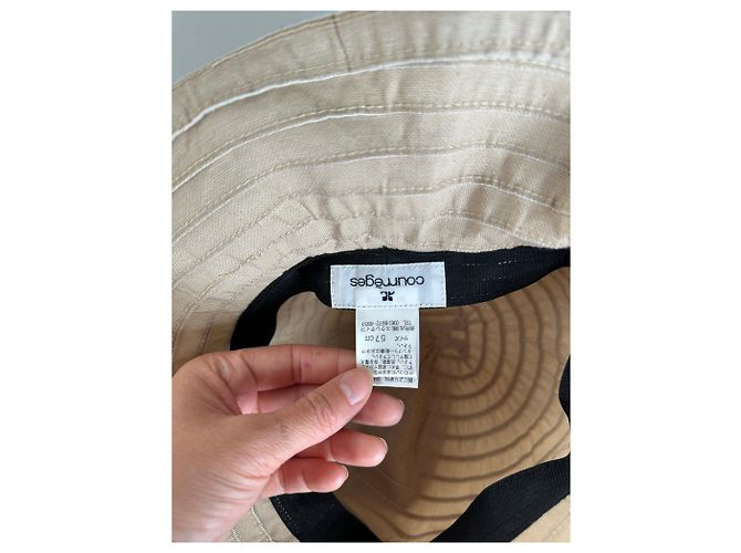 Cappello bucket vintage Courreges in misto cotone beige con accento argento - vista 2