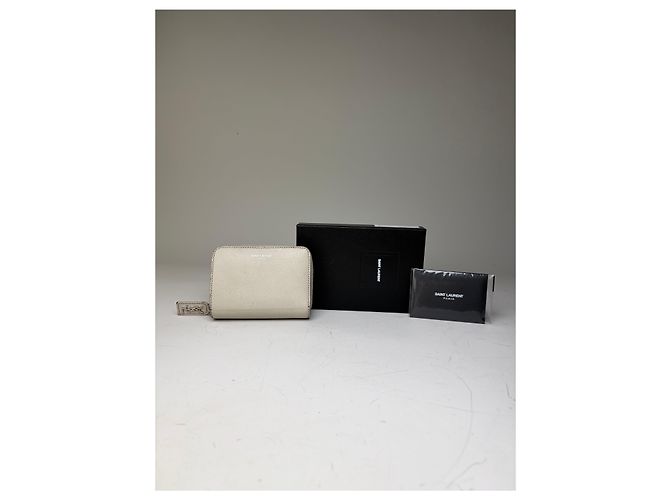 Autre Marque Vintage Sain Pebbled Leather Wallet Cream Silver - view 12
