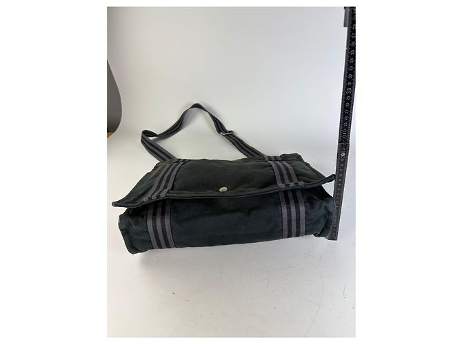 Hermès Vintage Hermes Canvas Messenger Bag Schwarz Silber - Ansicht 14