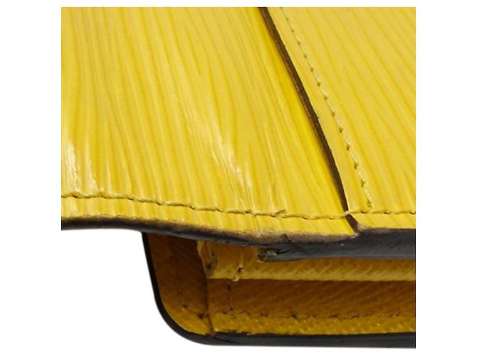 Cartera larga Sarah Epi Louis Vuitton amarilla Amarillo - vista 12