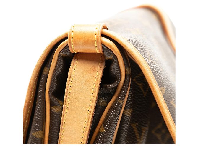 Borsa a tracolla Louis Vuitton Monogram Saumur 30 marrone - vista 7