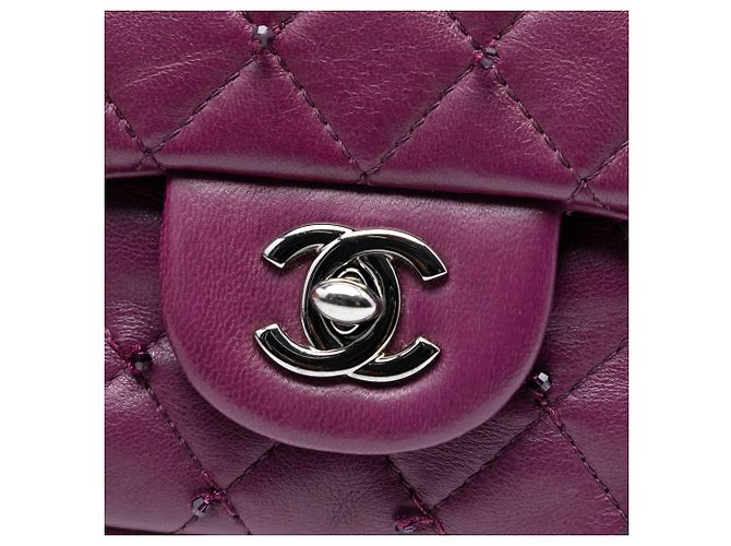 Bolsa transversal extra mini Chanel retangular em pele de cordeiro com contas roxa de aba única Roxo - vista 6