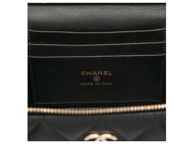Vanity Piccola beauty case Chanel in pelle d'agnello nera con manico superiore e tracolla con catena Nero - vista 6