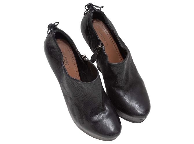 Alaïa Black Alaia Heeled Leather Platform Booties Size 37.5 - view 2