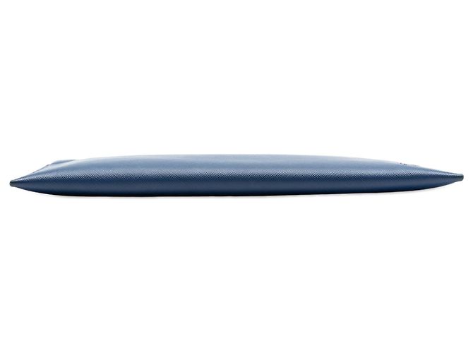 Clutch Blue Prada Saffiano Bellboy Voyage - vista 3