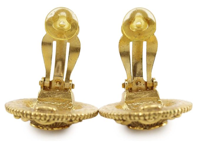 Orecchini a clip con medaglione placcati in oro Gold Chanel CC D'oro - vista 4