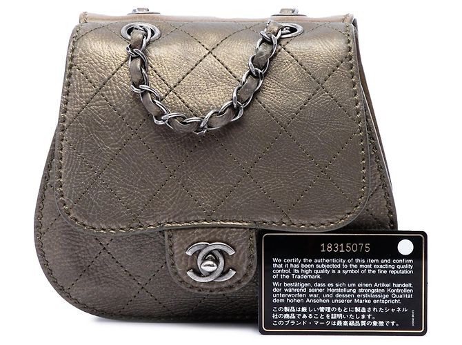Borsa a tracolla Chanel Small Quilted Calfskin Coco Twin Flap marrone - vista 7
