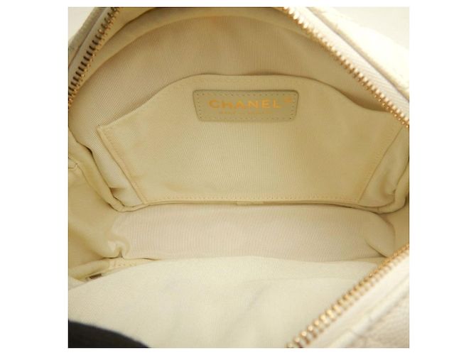 Camera Bolsa de câmera Chanel CC Quilted Caviar branca Branco - vista 4