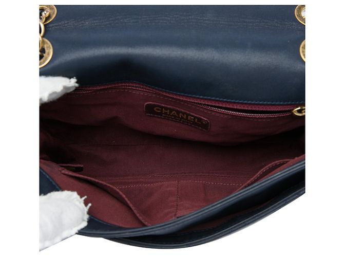 Borsa a tracolla Chanel Medium Quilted Iridescent Calfskin Happy Stitch Flap Blu - vista 4