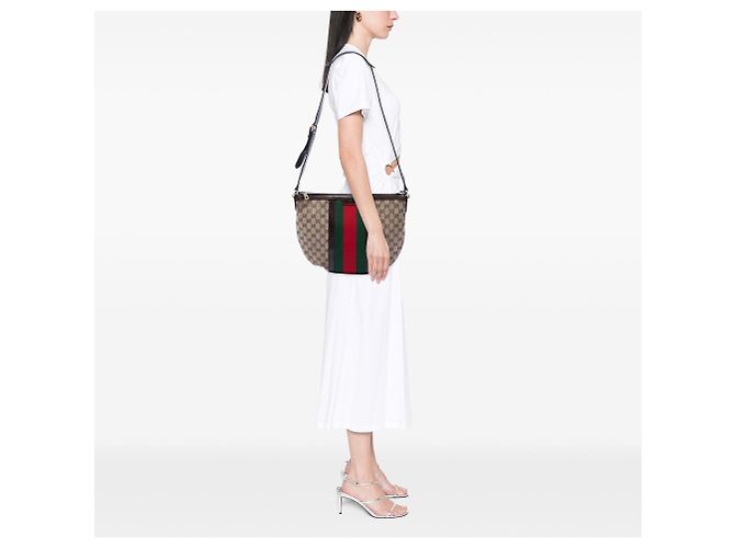 Borsa a tracolla mezza luna Gucci Medium GG Canvas Web beige - vista 6