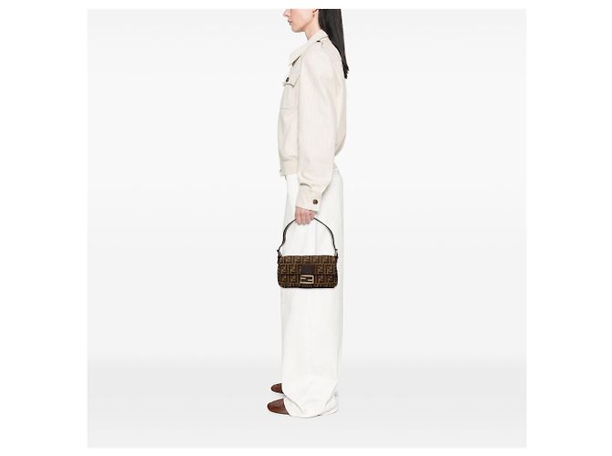 Fendi Baguette Schultertasche aus braunem Zucca Canvas - Ansicht 6