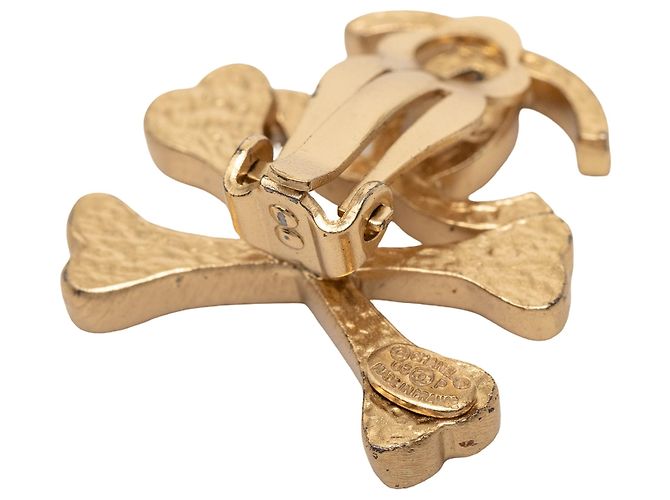 Orecchini a clip Chanel Gold Plated CC Lacquered Crossbones placcati in oro D'oro - vista 3