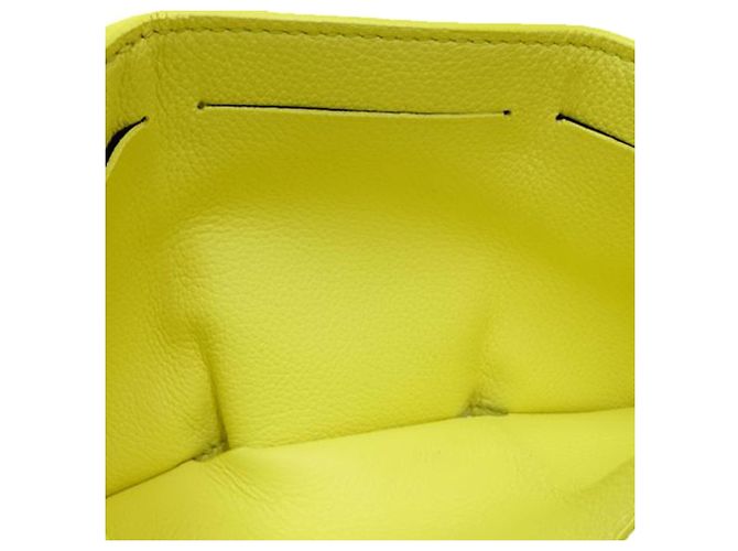 Cartera Louis Vuitton Taurillon Lockmini amarilla Amarillo - vista 5