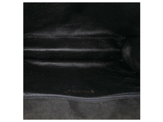 Borsa a tracolla Chanel in scamosciato trapuntato con nappa nera Nero - vista 4