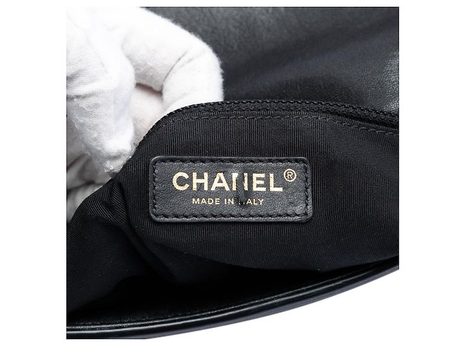 Borsa Chanel Mini Quilted Sheepskin Double Chevron Flap Nera Nero - vista 5