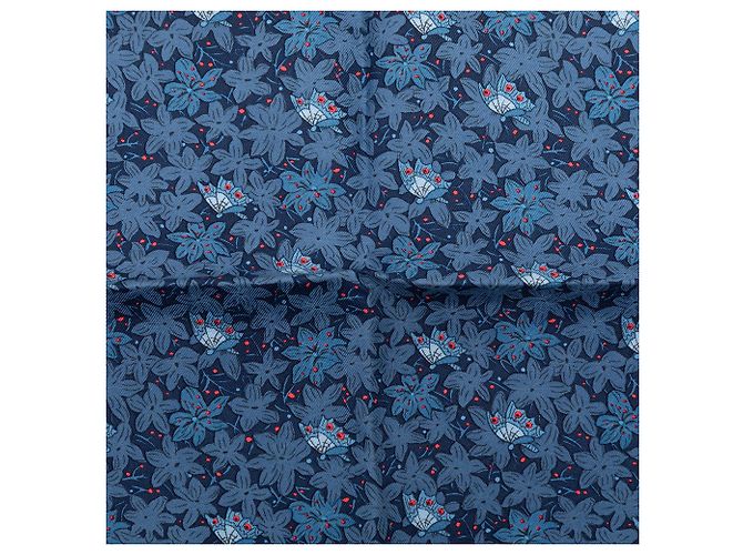 Sciarpa in seta 90 Hermès blu con fiori e farfalle - vista 3