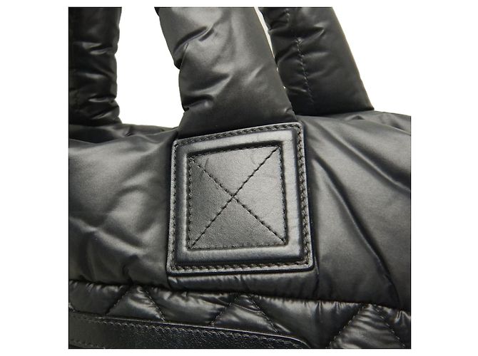 Tote Coco Cocoon in nylon trapuntato nero Chanel Small - vista 16