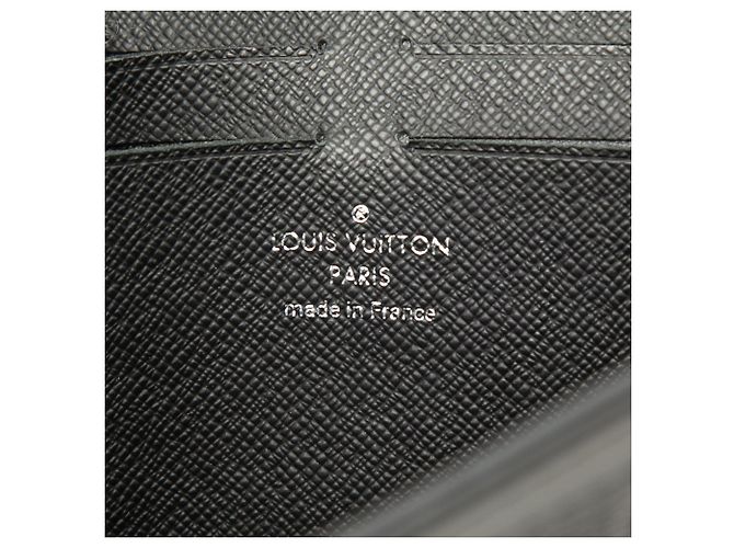 Clutch Pochette Voyage MM Monogram Eclipse nera Louis Vuitton Nero - vista 5