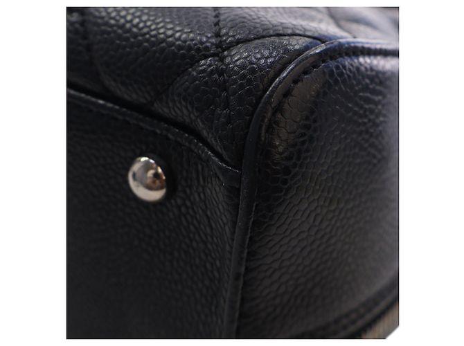 Borsa Bowler Chanel CC in Caviar Trapuntato Nero - vista 11