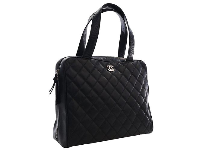 Borsa Bowler Chanel CC in Caviar Trapuntato Nero - vista 2