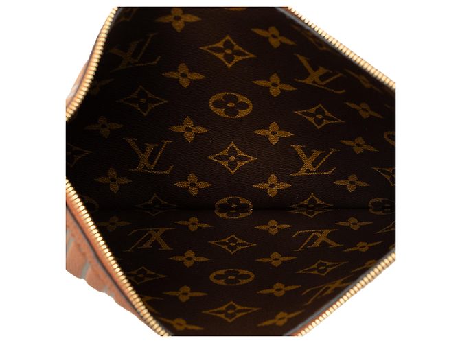 Pochette Louis Vuitton Neverfull Inside Out MM in pelle di vitello marrone - vista 4