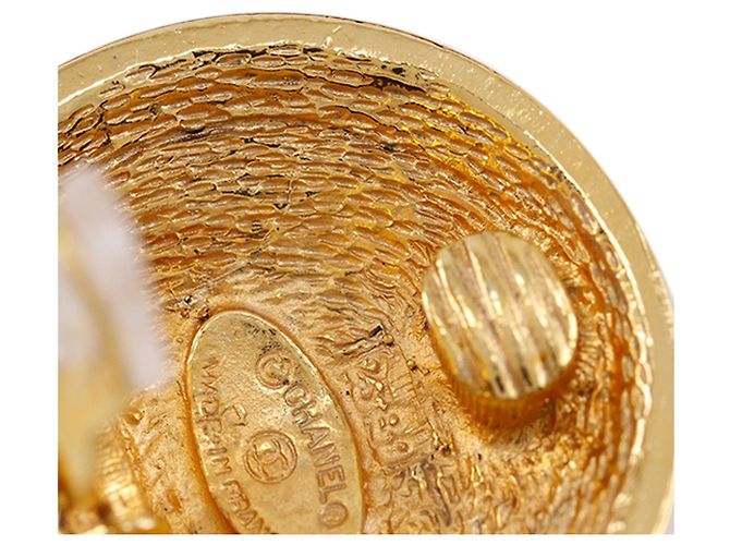 Orecchini a cerchio trapuntati Chanel CC placcati oro D'oro - vista 8