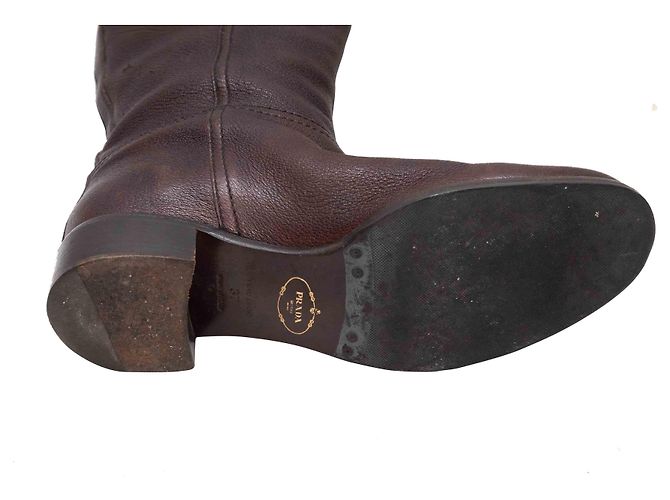 Botas altas de cuero marrón con hebilla Prada Talla 37 Castaño - vista 5