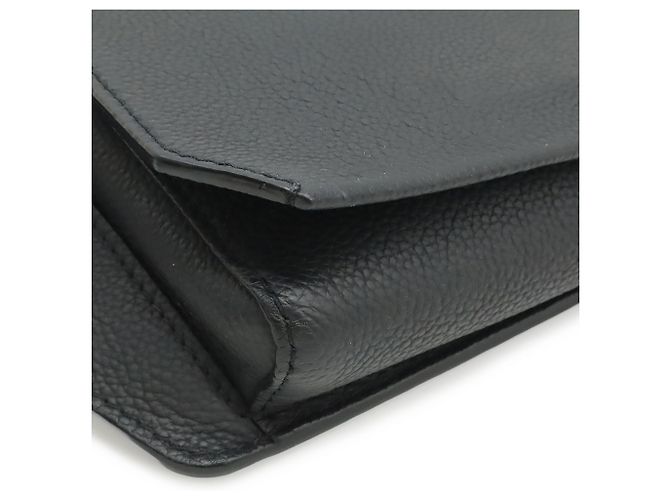 Borsa a tracolla nera Louis Vuitton Aerogram Takeoff Sling Belt Bag Nero - vista 7