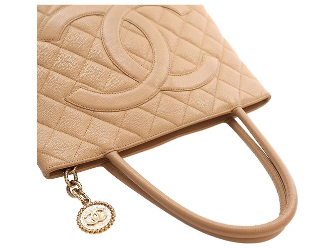 Tote Chanel Caviar Medallion beige - vista 14