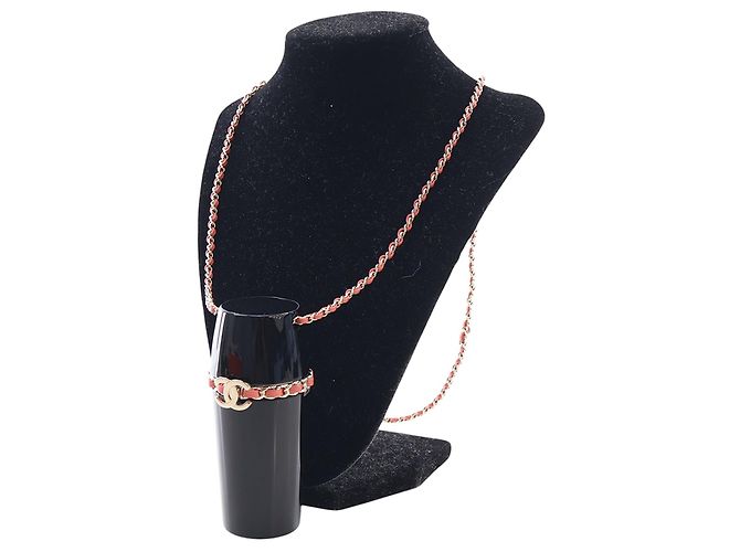 Schwarzes Chanel Lucite Lippenstift-Etui mit Kette - Ansicht 3
