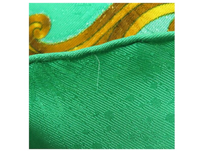 Sciarpa in seta Hermès Luna Park 90 verde - vista 7