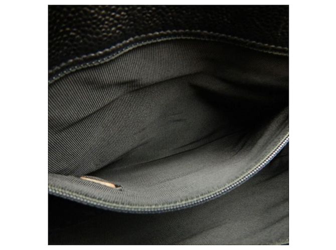 Tote Chanel CC Caviar nero con tasca frontale e catena - vista 5