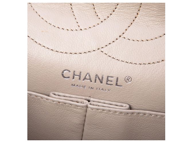 Borsa a tracolla Chanel Reissue 2.55 Double Flap 226 in pelle di vitello invecchiata trapuntata grigia - vista 5