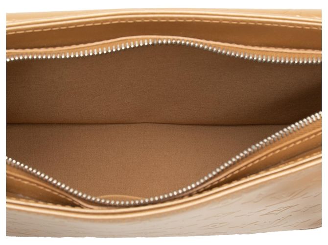 Borsa a tracolla Louis Vuitton Monogram Mat Alston Oro D'oro - vista 4